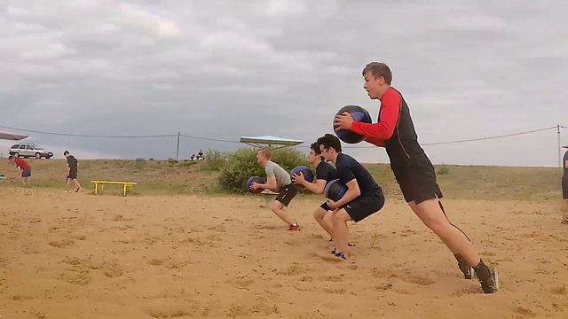 Тренировка на песке 2018 смотреть онлайн