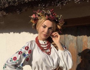 Украинка излила душу, расплакалась и рассказала про немецких мужчин.