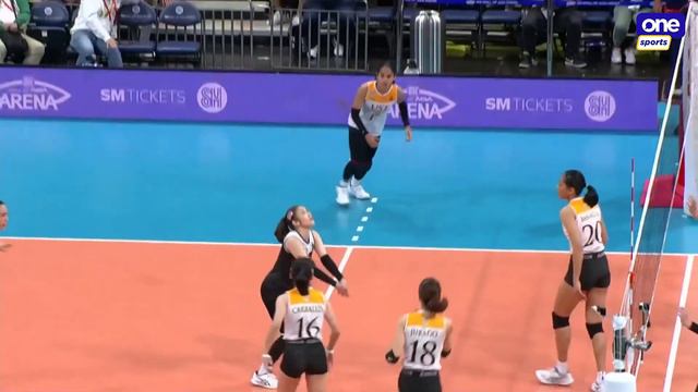 UST SHOCKS DLSU in a five-set thriller 😲 | UAAP SEASON 86 WOMEN'S VOLLEYBALL смотреть онлайн