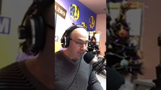 №6 Прямой видеоэфир из новогодней студии (24.12.15) смотреть онлайн