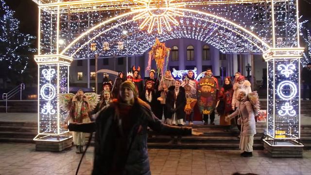 Студенты из Мариуполя показали Рождественский вертеп в Краматорске смотреть онлайн