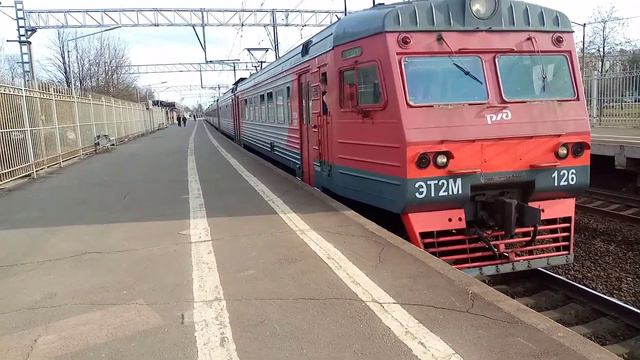 Электропоезд эт2м-126 Сообщением Любань Санкт-Петербург Отправляется с платформы Колпино смотреть онлайн