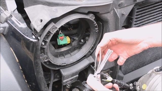 Jeep Wrangler HEADLIGHT BULB Replacement 06-2019 смотреть онлайн