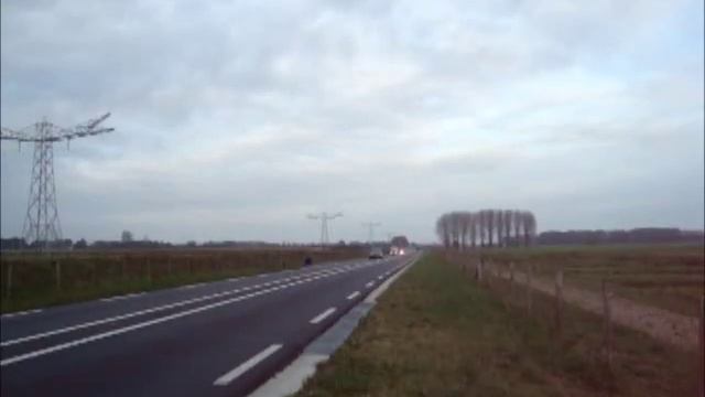 Honda CBR 954RR Fireblade, speedrun/high speed flyby (great sound)... смотреть онлайн