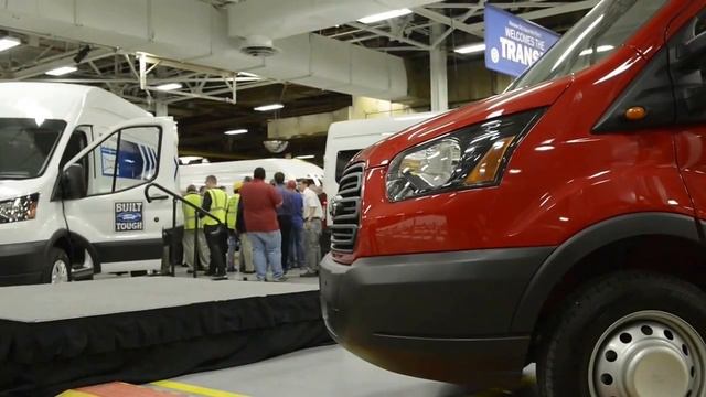 Claycomo starts production of Ford's Transit commercial van смотреть онлайн