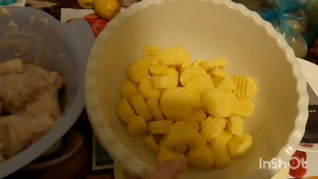 ?ЖАРЕНАЯ КУРОЧКА В ДУХОВКЕ С ЗАПЕЧËНЫМ КАРТОФЕЛЕМ?/ПРОСТОЙ И ВКУСНЫЙ УЖИН НА СКОРУЮ РУКУ смотреть онлайн