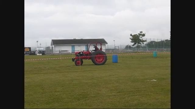 Tractor race at Elmia Tractor Power weekend 2009 Part 2 смотреть онлайн