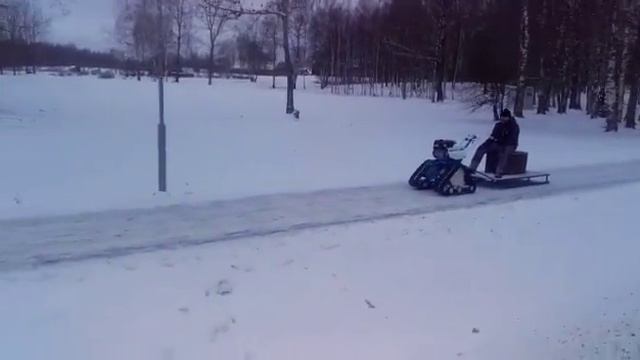 Motobloks NEVA ar kāpurķēdi ziemas apstākļos смотреть онлайн