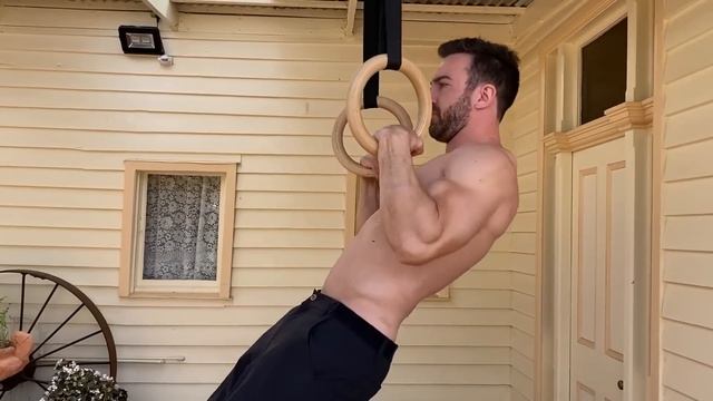 САЙМОНСТЕР. Так выглядит идеальный воркаут! смотреть онлайн