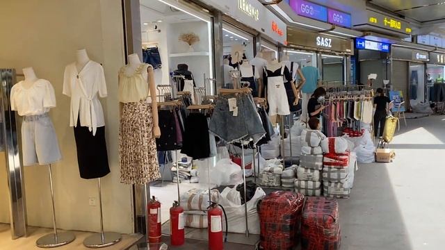 Рынок Шахе в Гуанчжоу, модная и повседневная одежда