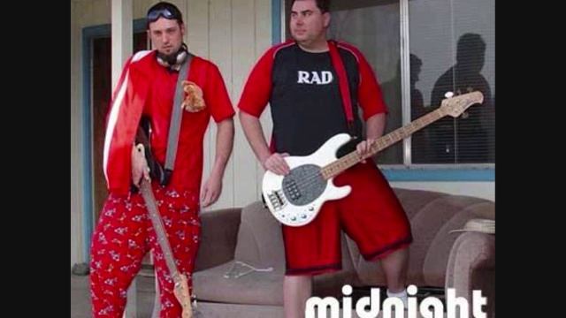 Midnight Brown - Space Trucker смотреть онлайн