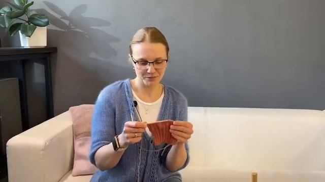 ВЯЖЕМ ВМЕСТЕ - вяжем спицами образец из летней пряжи DIVERSA от Lana Grossa смотреть онлайн
