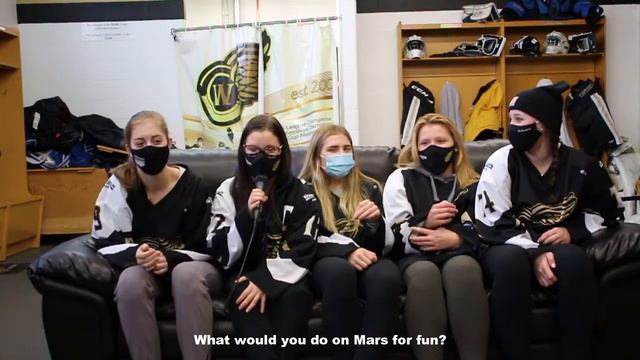 Rapid Fire Questions with the Richardson Pioneer Weyburn Gold Wings смотреть онлайн