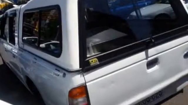 Ford Courier DUAL CAB AUTO White 4 Speed Automatic Crewcab смотреть онлайн