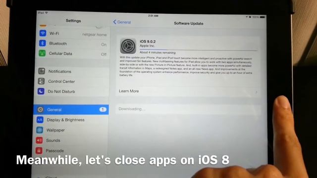 Last Look Of iOS 8 While Updating To iOS 9 On iPad (4th Generation) смотреть онлайн
