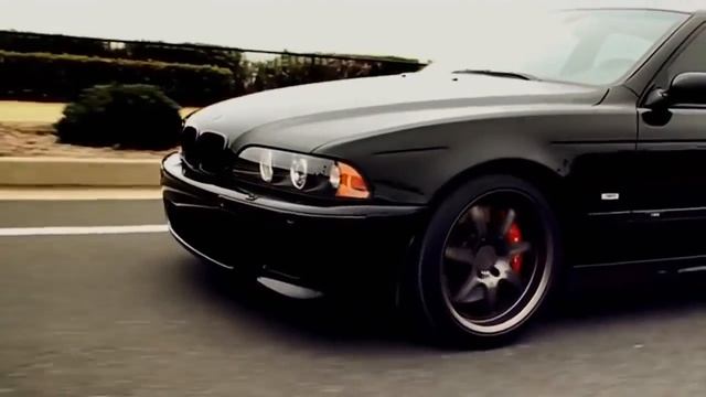 BMW 5 Series E39 530d   M5 Drift
