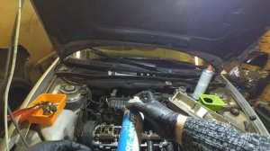 Почему течет клапанная крышка на 8 кл ВАЗ и что делать в крайнем случае