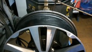 Как правят "пластилиновые" диски Lada Vesta SW Cross