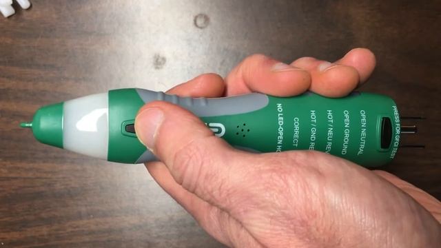 Commercial Electric Non-Contact Voltage Tester & GFCI Outlet Analyzer смотреть онлайн