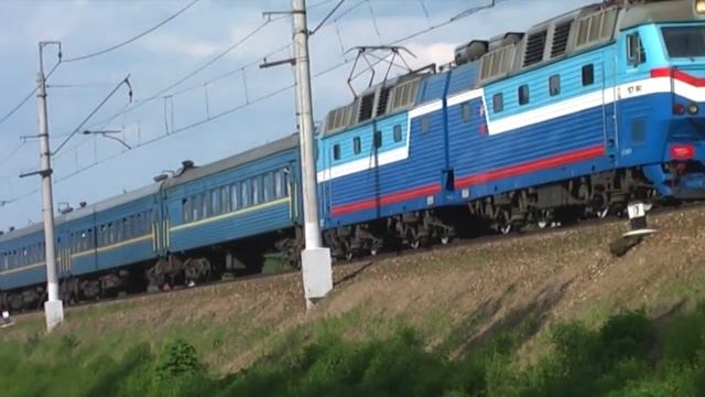 ЧС7-041 с поездом № 73 Москва - Львов, пер. Лесной Городок - Толстопальцево смотреть онлайн