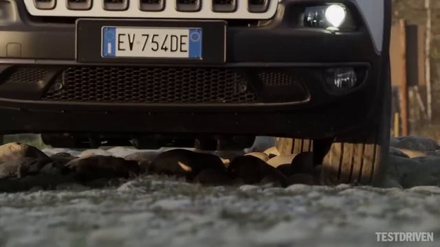 Jeep Cherokee Trailhawk Off-road Test Ground