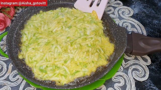 Кабачки ИСЧЕЗАЮТ НА РАЗ. НЕ УСПЕВАЮ ПОДАВАТЬ НА СТОЛ. Лучший рецепт из кабачков. смотреть онлайн