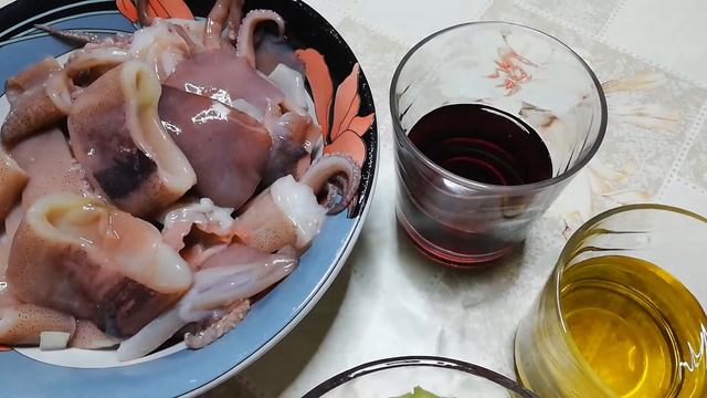 Кальмары фрапсала в томатном соусе (Фрапсала коккиниста) смотреть онлайн