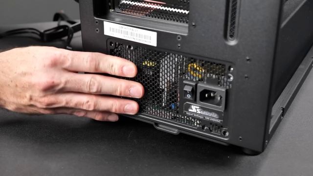 BLACKOUT NZXT H7 Flow?! | All Black PC Build Noctua NH-D15 Chromax | MSI RTX 3070 Ti, B550 Carbon смотреть онлайн
