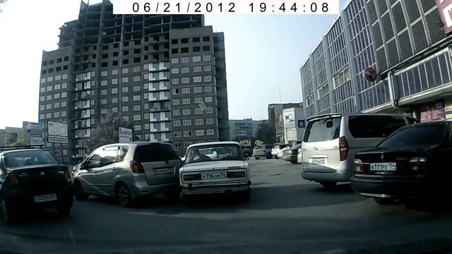 Еду назад, смотрю вперед =) смотреть онлайн