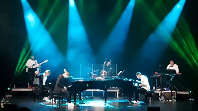 Вальс. "Три рояля" в Хайфе. Май 2018 смотреть онлайн