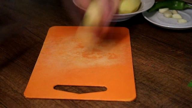 Картофель запеченный с мясом в томатном соусе смотреть онлайн