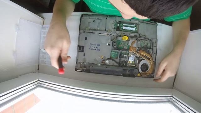 Lenovo R61i Разборка Ноутбука Чистка от пыли смотреть онлайн