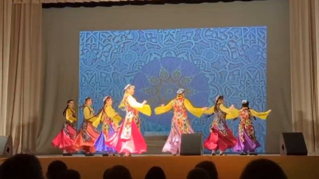 Узбекский танец ,,Гюльбадан"! смотреть онлайн