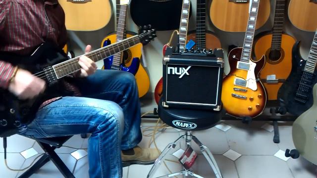 Nux Mighty 8, MUSIC SHOP COMBO - ZADAR - Ivan Petani смотреть онлайн