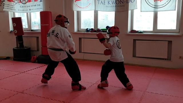 13.04.2023 #тхэквондо #хит #хапкидо #омск #кикмастер #кикбокс #кикбоксинг #детииродители #спортклуб смотреть онлайн