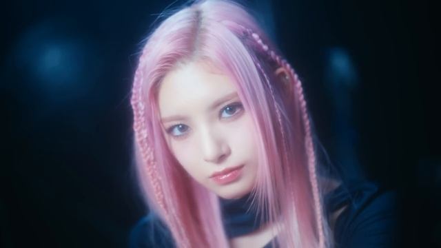 EVERGLOW - SLAY MV Teaser #YIREN