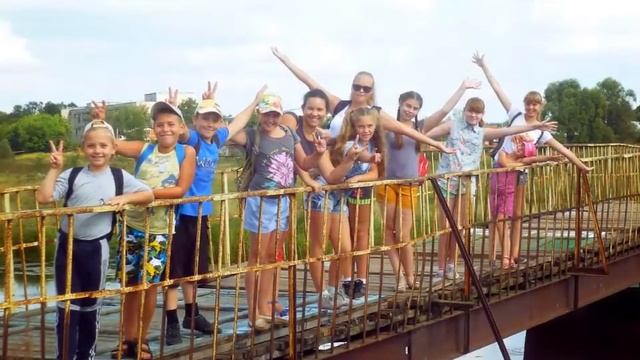 Видео флешмоб Ура, каникулы смотреть онлайн