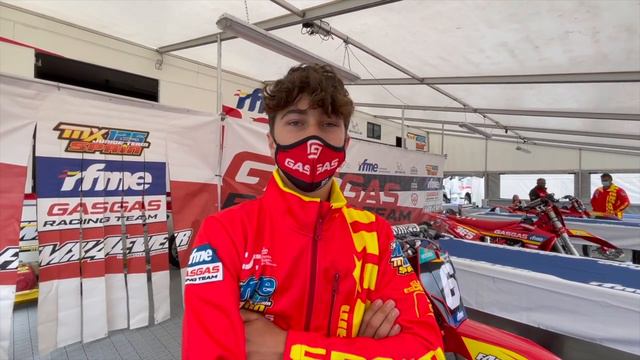 Entrevista Elias Escadell en Gran Bretaña смотреть онлайн