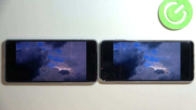 Motorola Edge 20 Pro vs Moto G100 Display comparison/Display comparison on Edge 20 Pro and Moto G100 смотреть онлайн