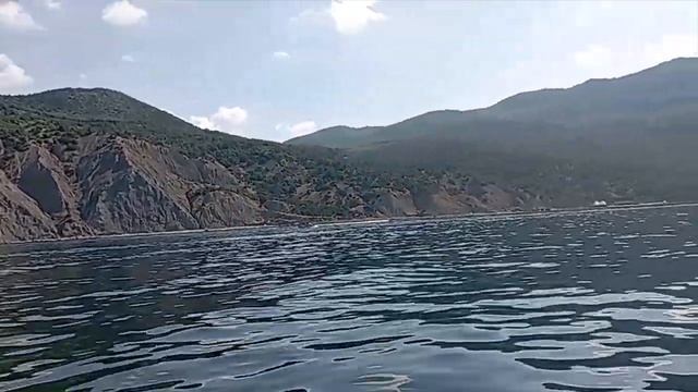 Потрясающая красота Балаклавы. Катером к мысу Айя смотреть онлайн