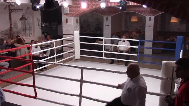 Кафе "Любимый город" Вечер бокса часть 1 26.07.2014 смотреть онлайн