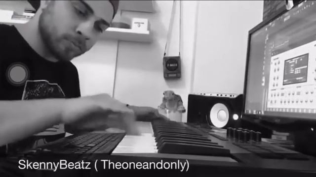 Dr Dre still ork ile çalma mükemmel. смотреть онлайн