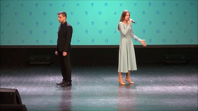 Фердинанд Курегян и Анна Савкина - Возложите на море венки // Студенческая весна г. Курск 2022 смотреть онлайн