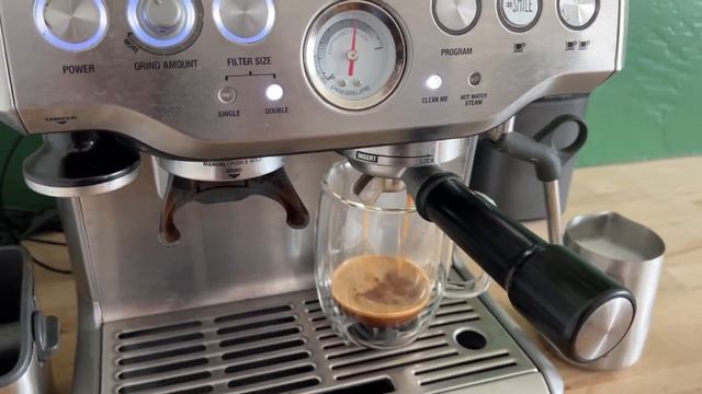Comparison Between the Breville Barista Pro and the Barista Express смотреть онлайн