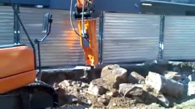 Młot wyburzeniowy DA200 смотреть онлайн