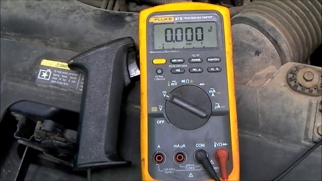 Voltage Drop Testing the Starter смотреть онлайн