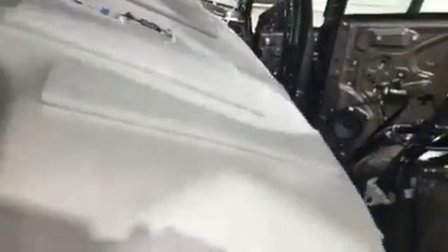 Тойота Рав 4 не пошла слишком далеко в погоне за тишиной в салоне, сохранила высокий уровень шума смотреть онлайн