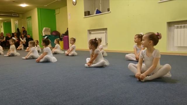 Танцы, открытый урок, 19.12.2017 смотреть онлайн