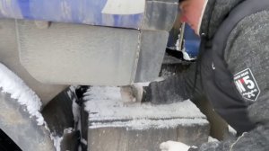 Началось утро в "колхозе".