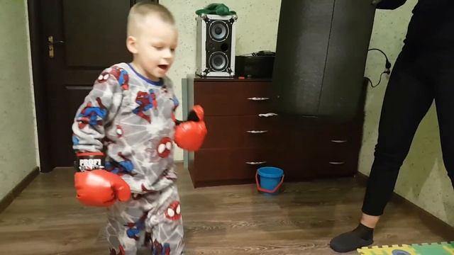 Тёмик, разминка перед сном. смотреть онлайн